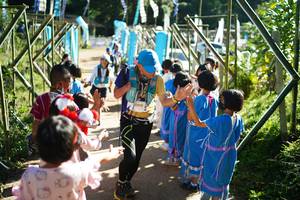 BIB: 090
                            <button type="button" onclick="openModal(19045246)" class="btn btn-primary btn-sm float-right btn-popup" data-toggle="modal" data-target=".modal-high-quality">
                        <i class="fas fa-shopping-cart"></i> Add to Cart
                    </button>
                                            <button type="button" onclick="isThisMe(19045246, true)" class="btn btn-success btn-sm float-right btn-popup btn-isme hidden" data-toggle="tooltip" data-placement="bottom" title="นี่คือรูปของคุณใช่ไหม คลิกที่นี่เพื่อเอาเข้าอัลบั้ม">
                        <i class="fas fa-plus"></i> Add to album
                    </button>
                    <button type="button" onclick="isThisMe(19045246, false)" class="btn btn-warning btn-sm float-right btn-popup btn-isnotme hidden">
                        <i class="fas fa-ban"></i> Remove from album
                    </button>